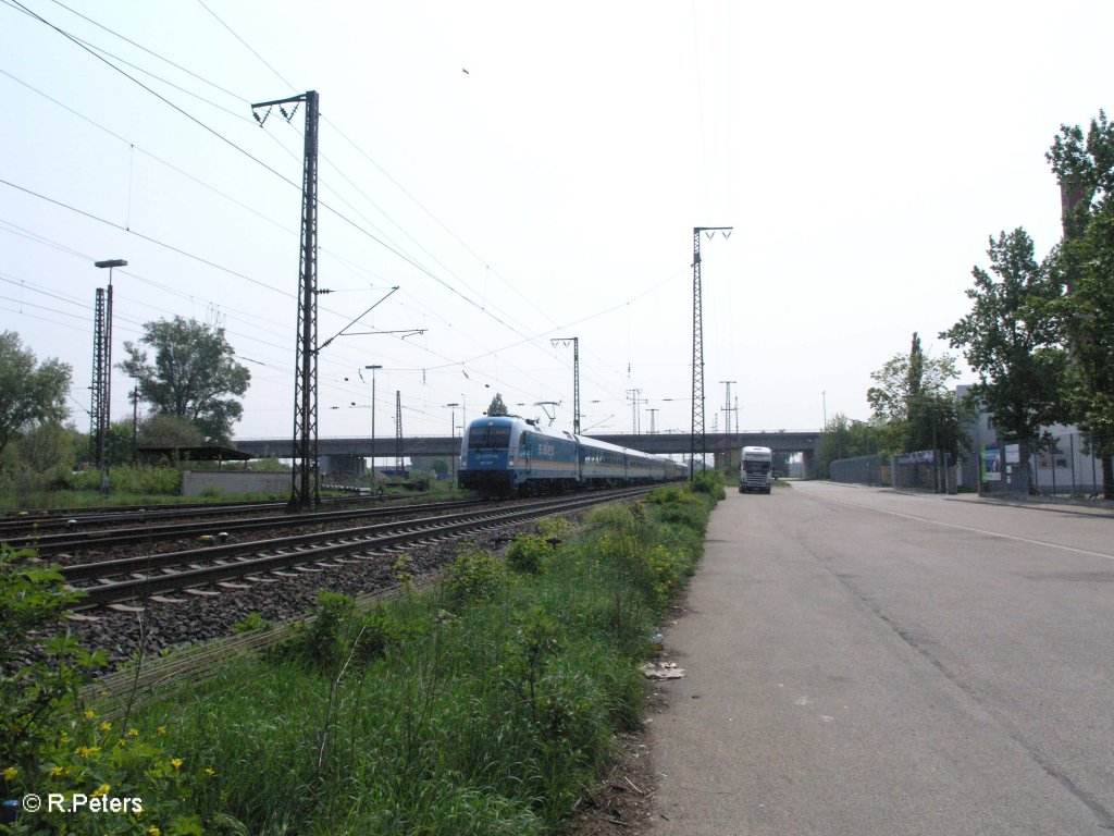 183 002 erreicht Regensburg mit ein Alex nach Prag. 01.05.09