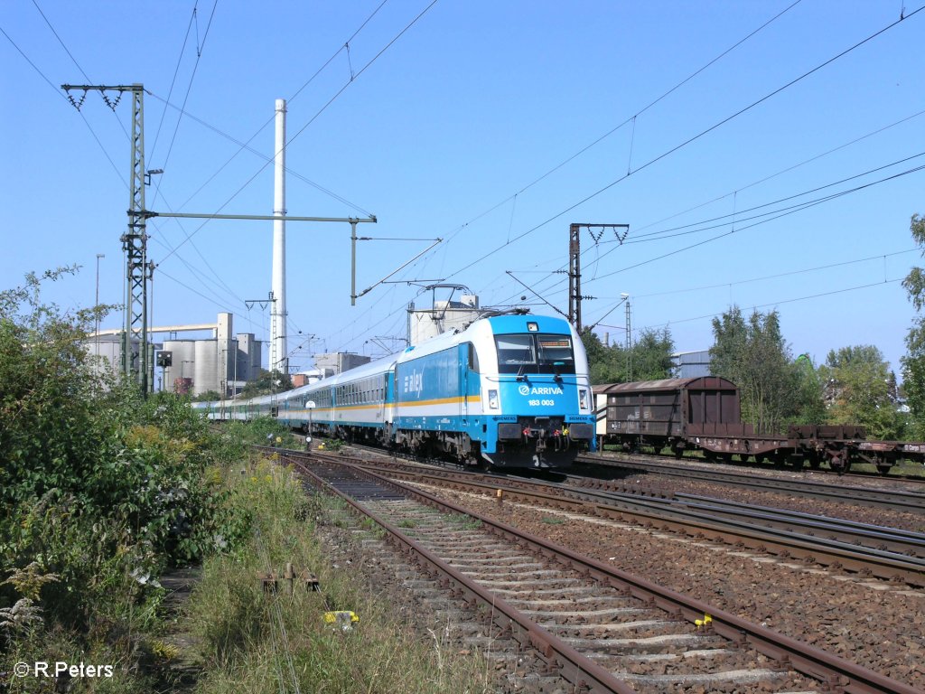 183 003 verlsst Regensburg mit den R/ALX 354 nach Mnchen. 09.09.09
