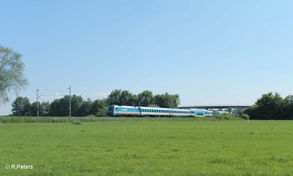 183 004 mit dem ALX84112 Mnchen - Hof bei Pulling bei Freising. 08.06.13