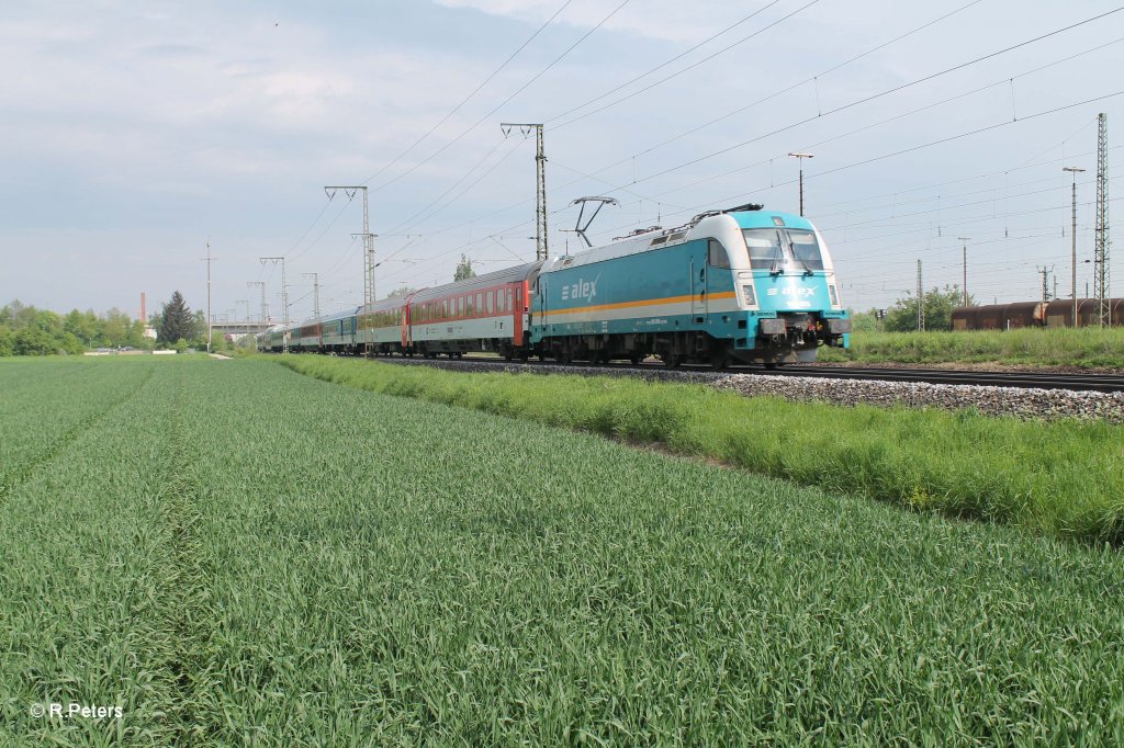 183 005 mit dem ALX84109/ ALX350 Hof/Prag - Mnchen bei Regensburg Ost. 09.05.13