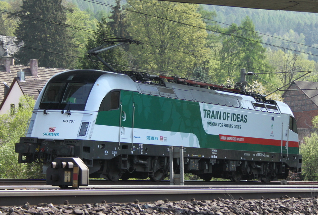 183 701 unterwegs nach Wrzburg am 22.04.11 in Burgsinn