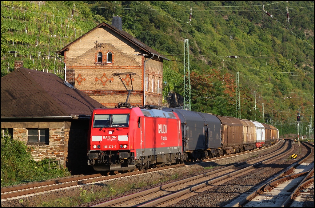 185 279 mit Gterzug am 01.09.11 in Kaub