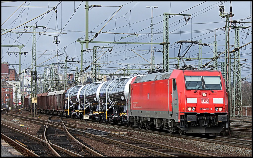 185 403 mit Gterzug am 02.02.13 in Fulda