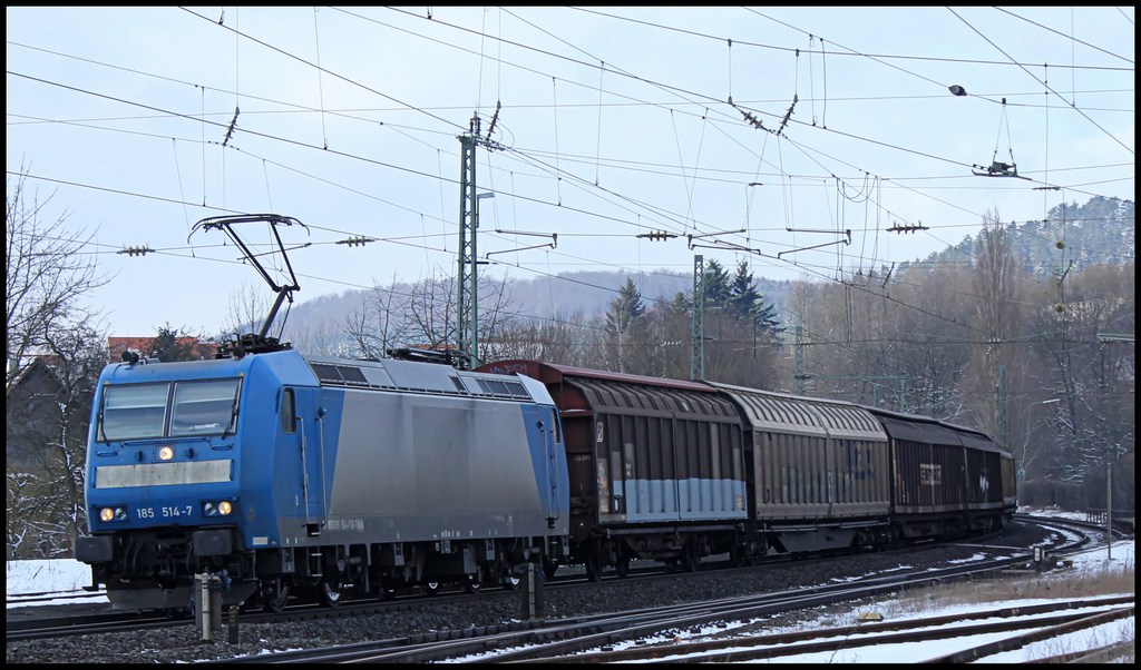 185 514 von TX mit Gterzug am 10.02.13 in Sterbfritz