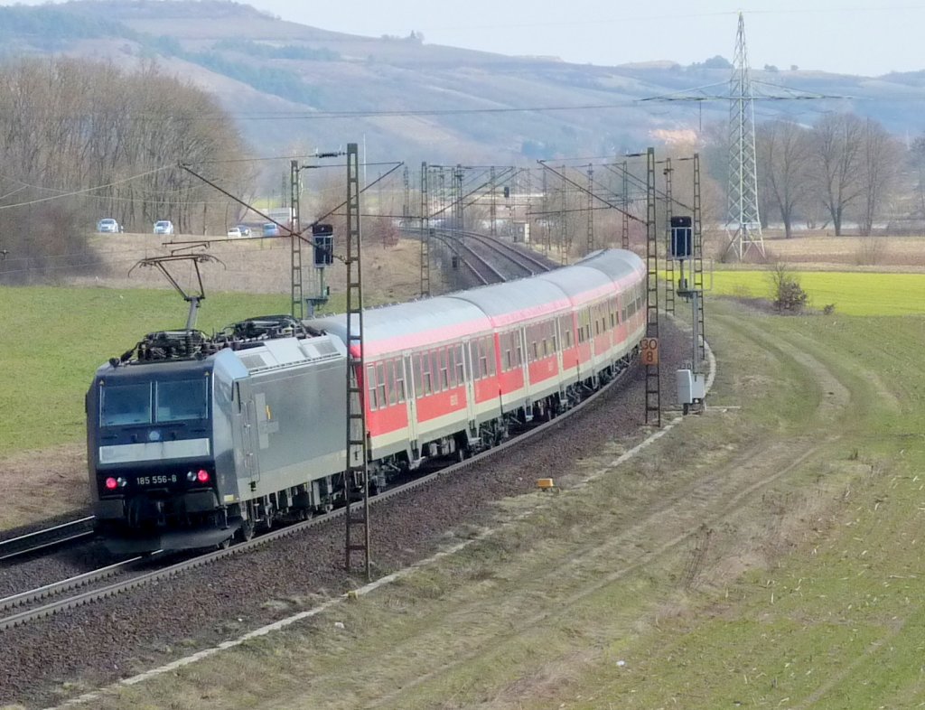 185 556-8 mit RE nach Wrzburg am 19.03.10 bei Harrbach