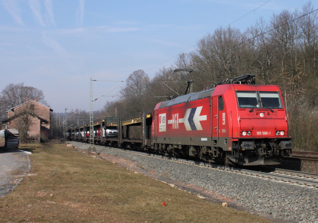 185 588-1 HGK mit ARS Zug am 05.03.11 in Vollmerz