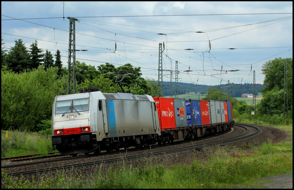 185 638 mit Containerzug am 22.06.13 in Gtzenhof