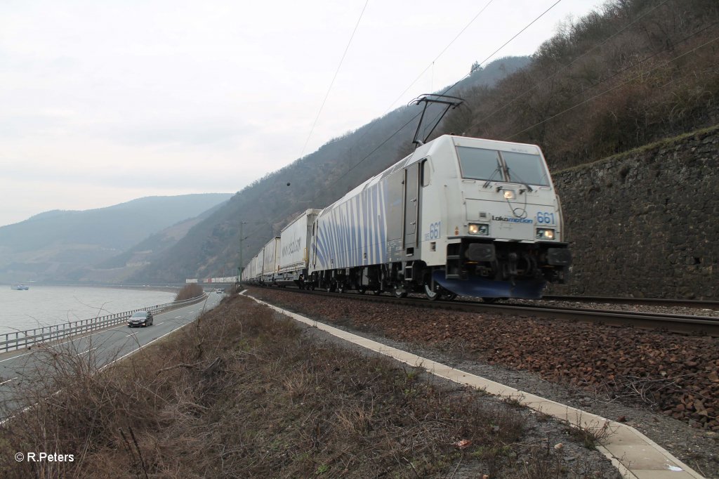 185 661-6 mit dem EKOL bei Assmannshausen. 08.03.13