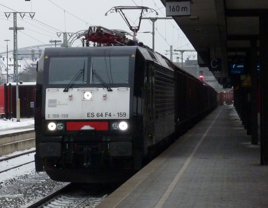 189 159 mit Gterzug am 01.12.10 in Fulda