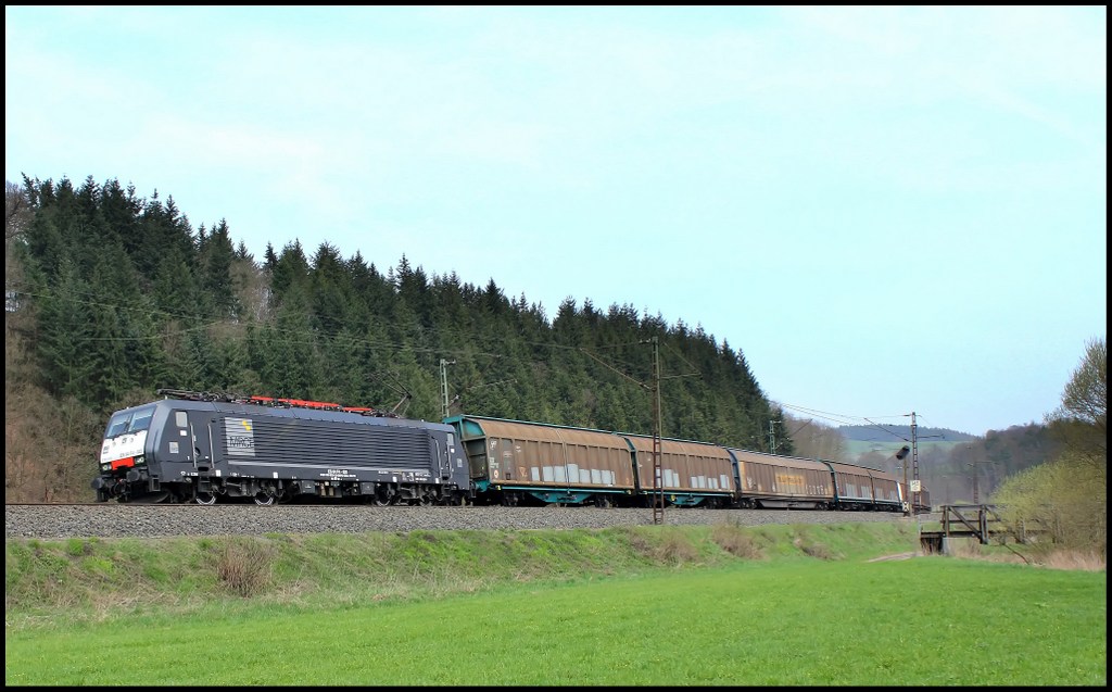 189 923 mit mit DGS 48803 am 21.04.13 bei Hermannspiegel