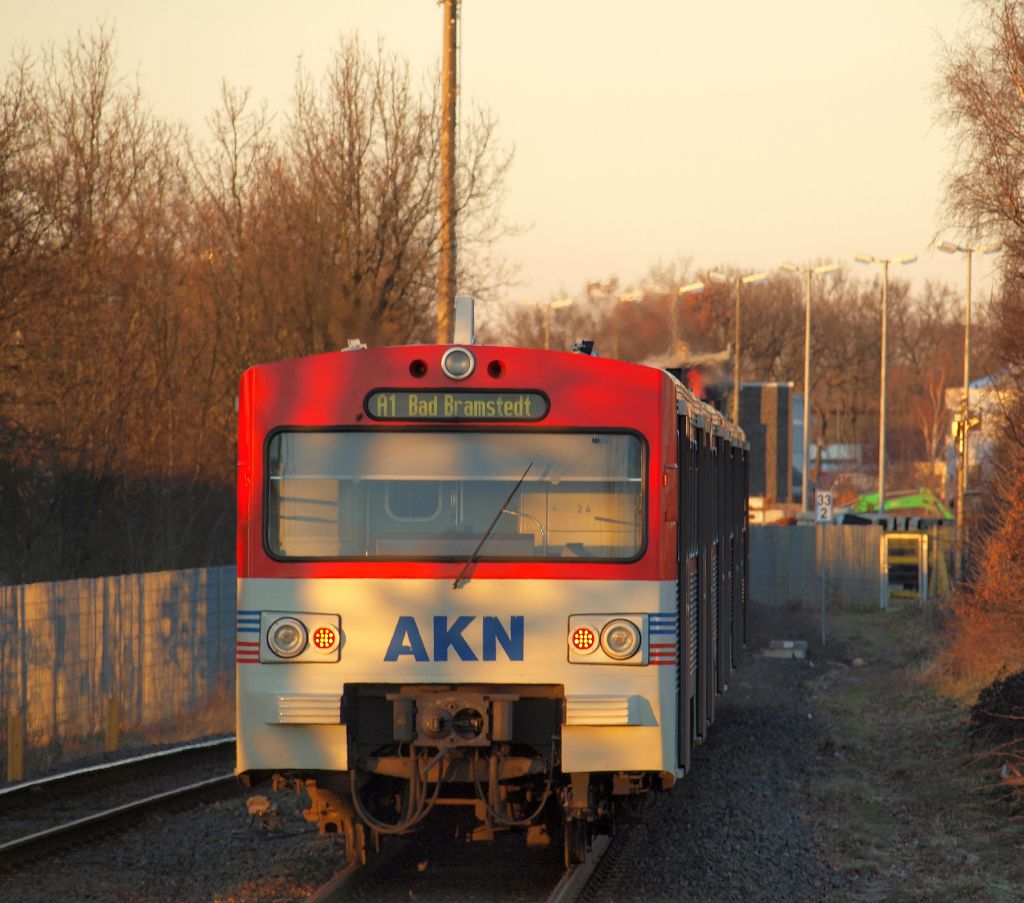 2 VT2E's fuhren gemeinsam aus dem Bahnhof von Kaltenkirchen Sd am 28.1.