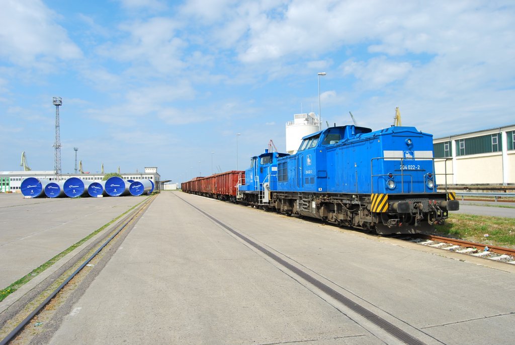 204 010 der Press steht am 08.05.2009 im Seehafen Rostock.