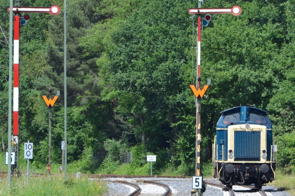 21.06.2013 Bahnhof Sennelager