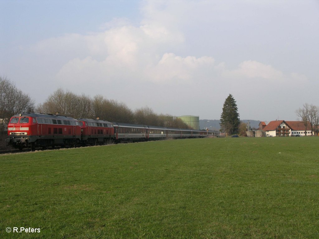 218 419 Nahaufnahme bei Altmannshofen mit den EC192 nach Zrich. 05.04.09
