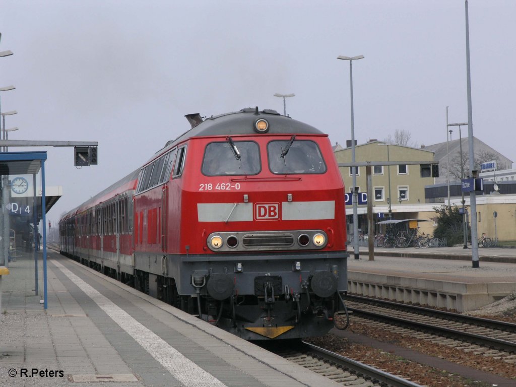 218 462-0 beschleunigt in Buchloe den RE32986 Kaufbeuren.04.04.09
