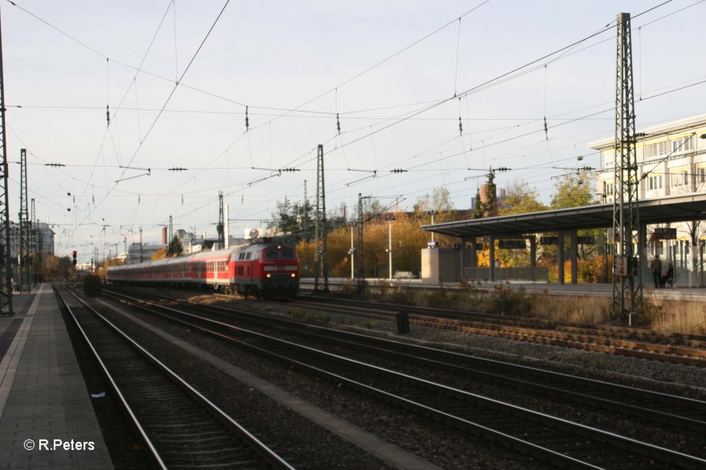 218 466-1 mit RE am Heimeranplatz. 04.11.10