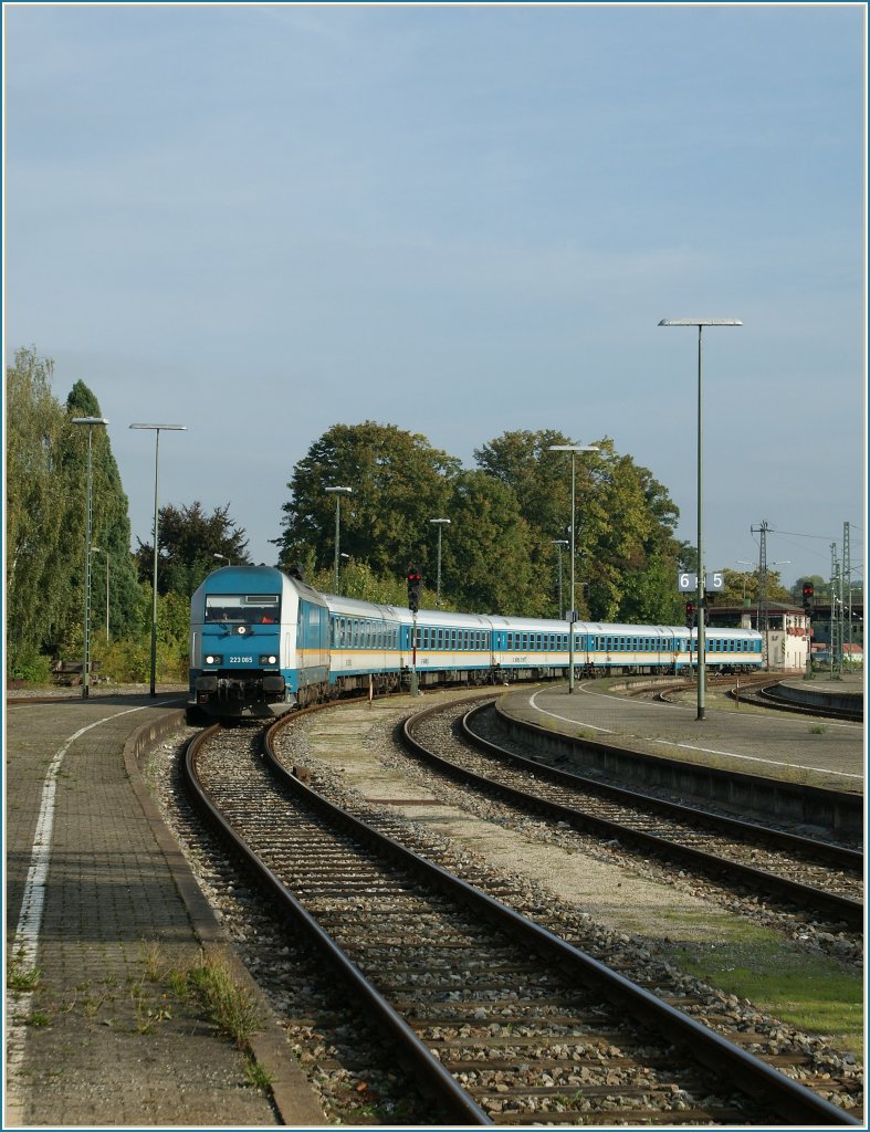 223 065 erreicht mit ihrem  Alex  Lindau.
22.09.2011