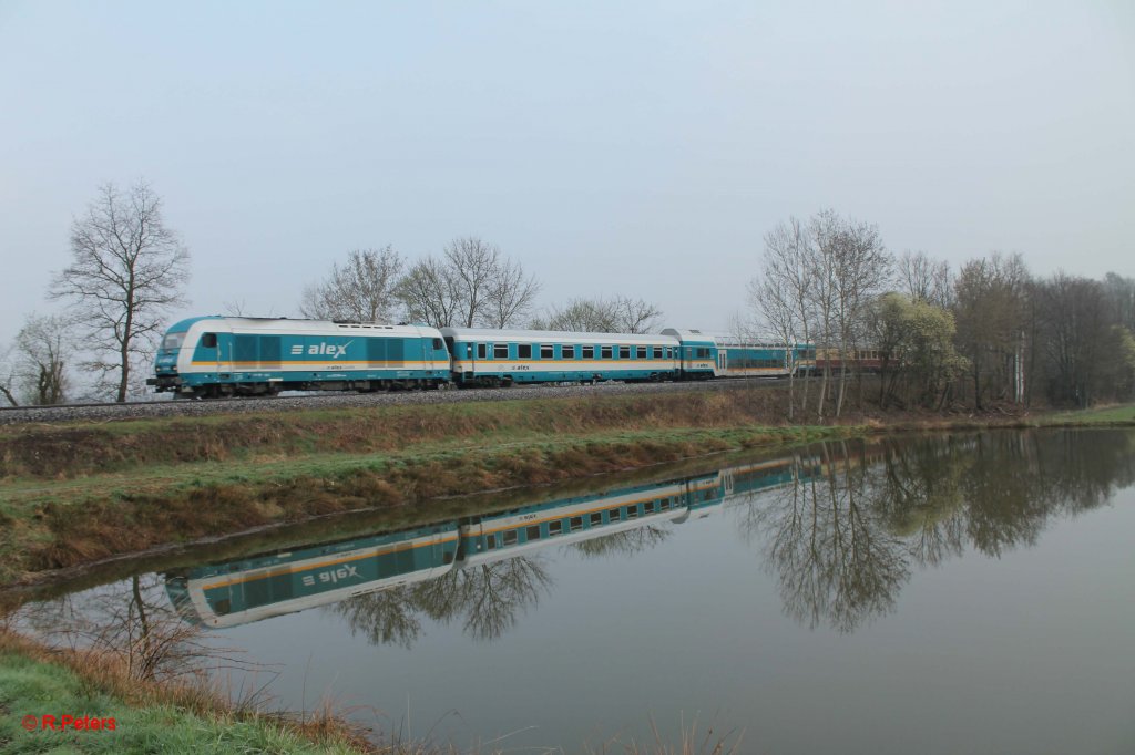 223 068 mit dem ALX84109 Hof -Mnchen sdlich von Wiesau. 22.04.13