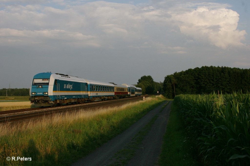 223 070 mit dem ALX84114 Mnchen - Hof bei Oberteich. 27.07.11