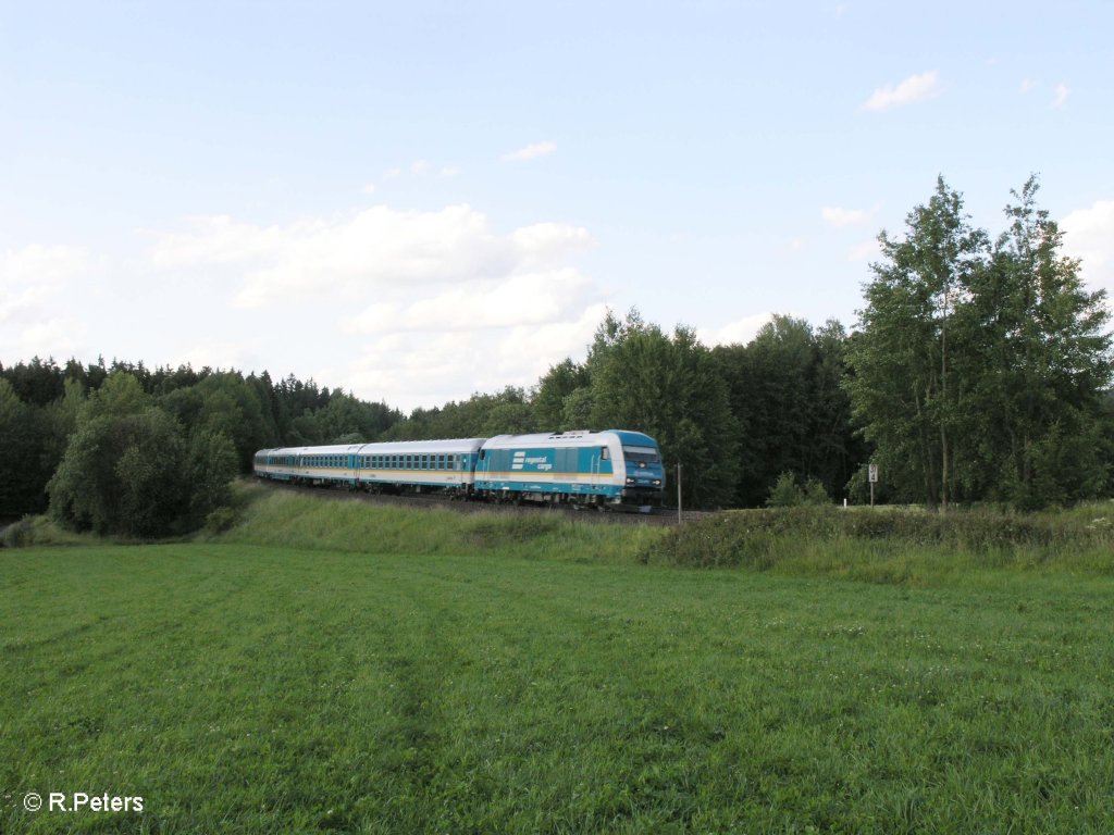 223 072 zieht bei Oberteich den ALX37987 nach Mnchen. 10.06.09
