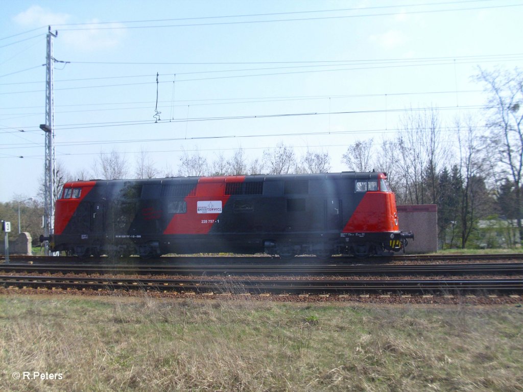228 757-1 stand in Ruhland abgestellt. 17.04.10