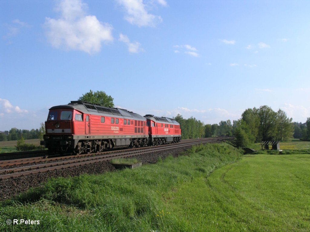 232 485-3 und eine Schwester Maschine bei Schnfeld. 27.05.10