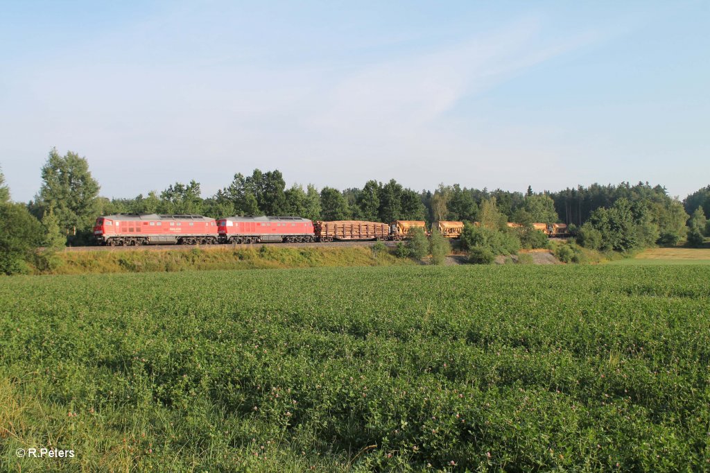 232 527-2 + 252-7 mit dem 56743 Nrnberg - Marktredwitz sdlich von Wiesau. 04.08.13