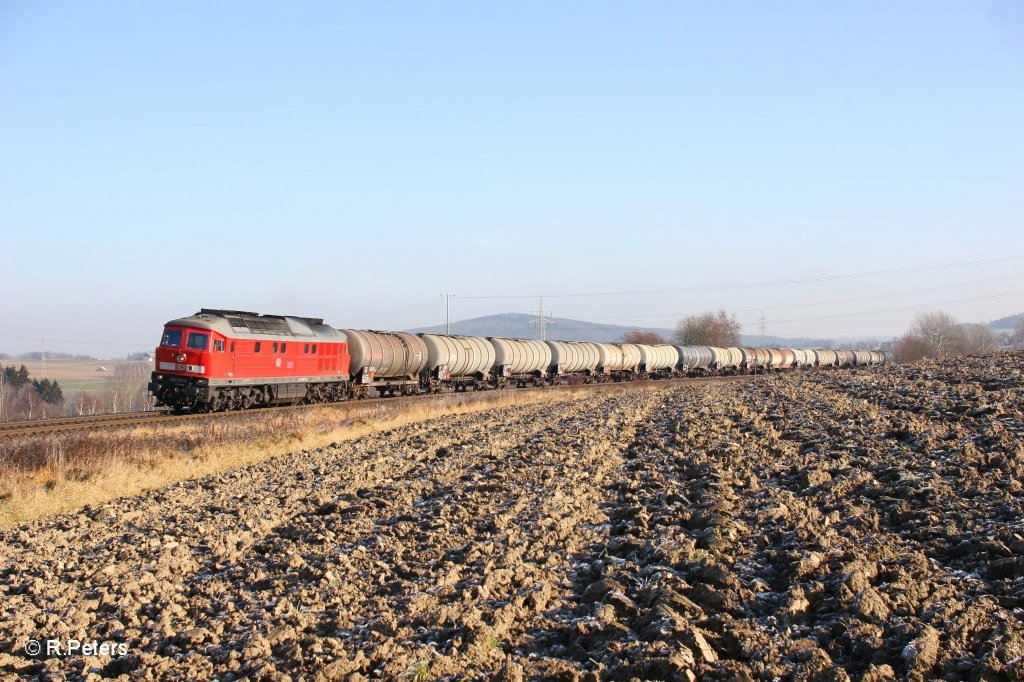 233 511-5 mit einem Heizl-Kesselzug aus Tschechien bei Brand. 29.11.11