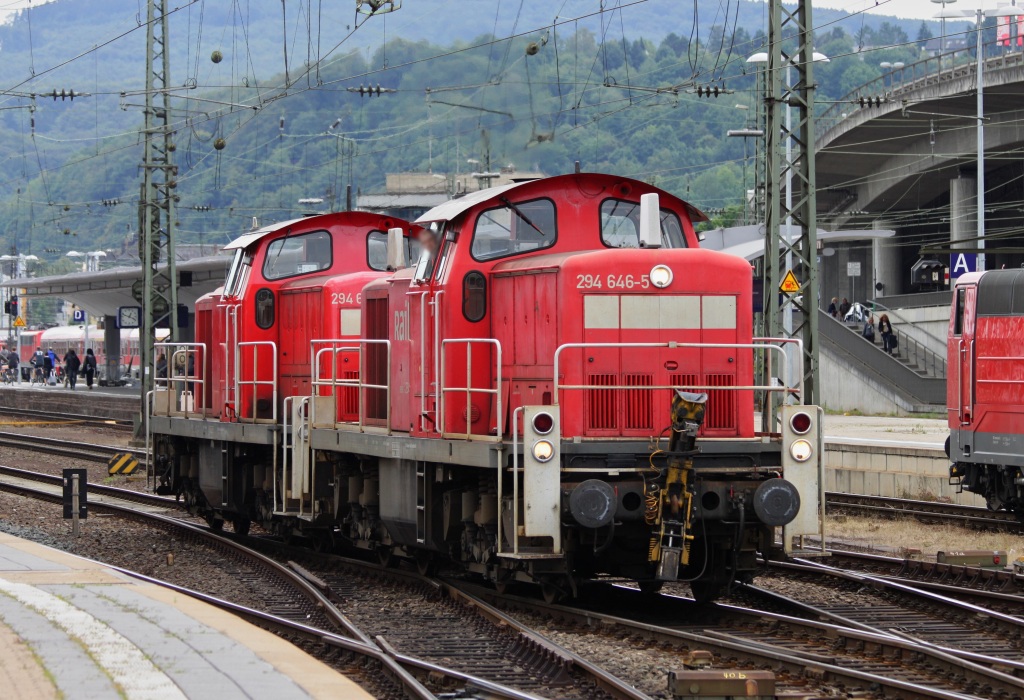 294 646 und 294 643 am 23.07.11 im Koblenzer Hbf