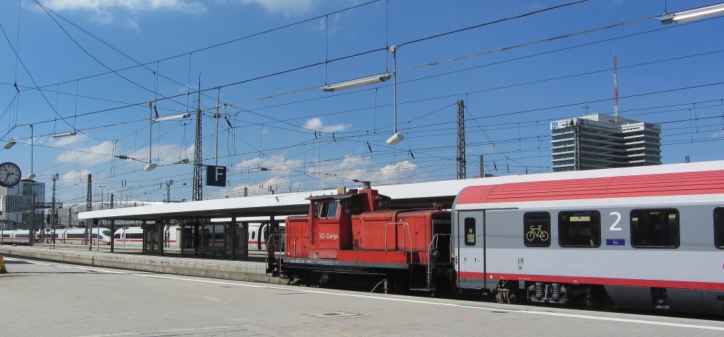 363 241 als Rangierfahrt EC 88 (M�nchen Hbf - M�nchen Hackerbr�cke) in M�nchen Hbf.(18.5.2013)