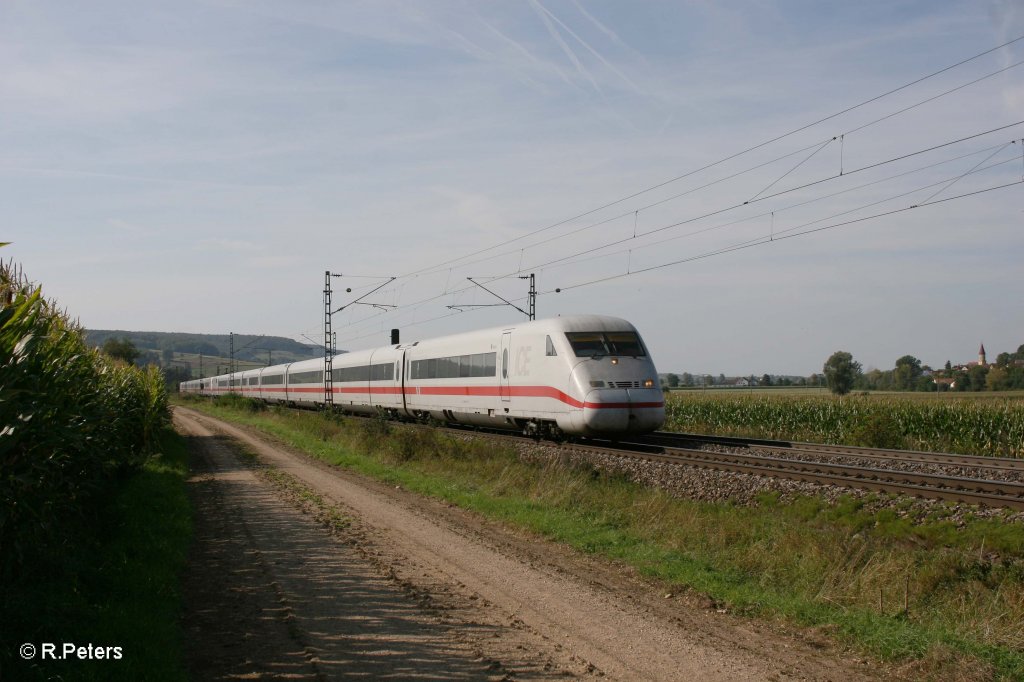 402 019-4  Hagen  + 402 021-0  Lbbenau/Spreewald  als ICE 537 /587 Bremen/Hamburg - Mnchen HBF bei Wettelsheim. 16.09.11