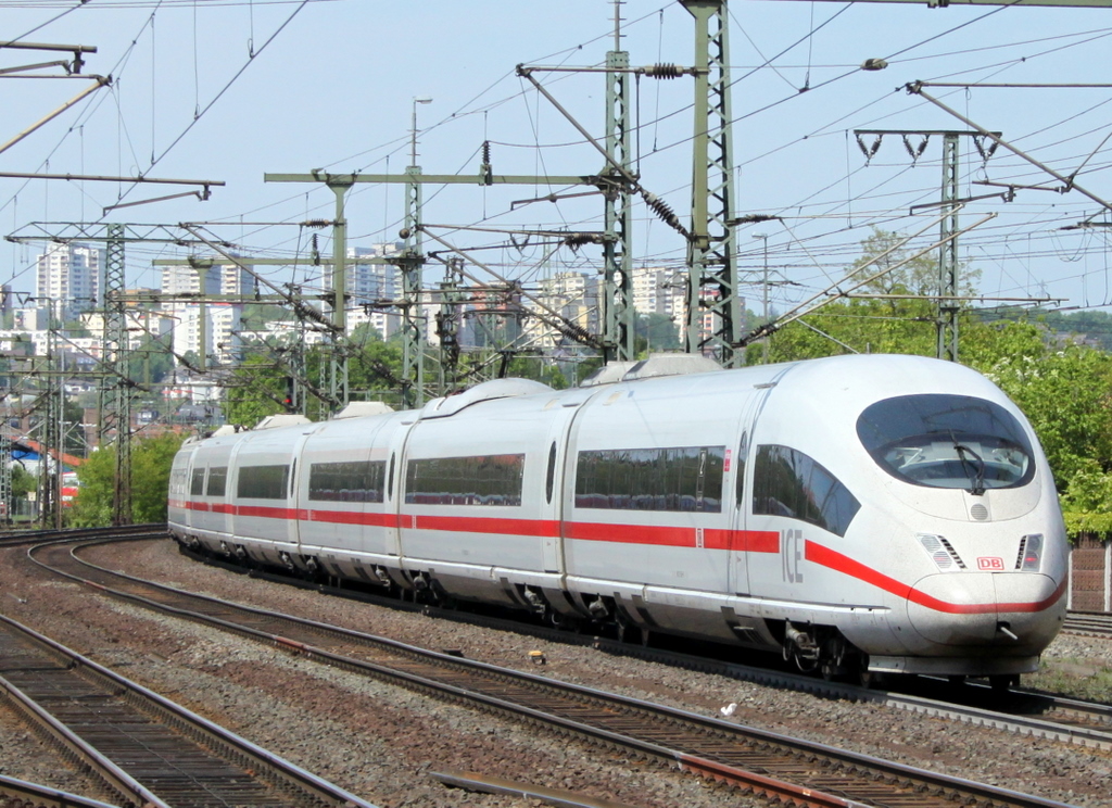 403 006 als ICE nach Dsseldorf am 07.05.11 in Fulda