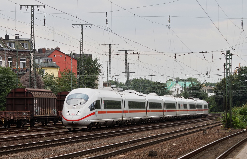 403 023 (Schaffhausen) am 16.07.11 in Kln West