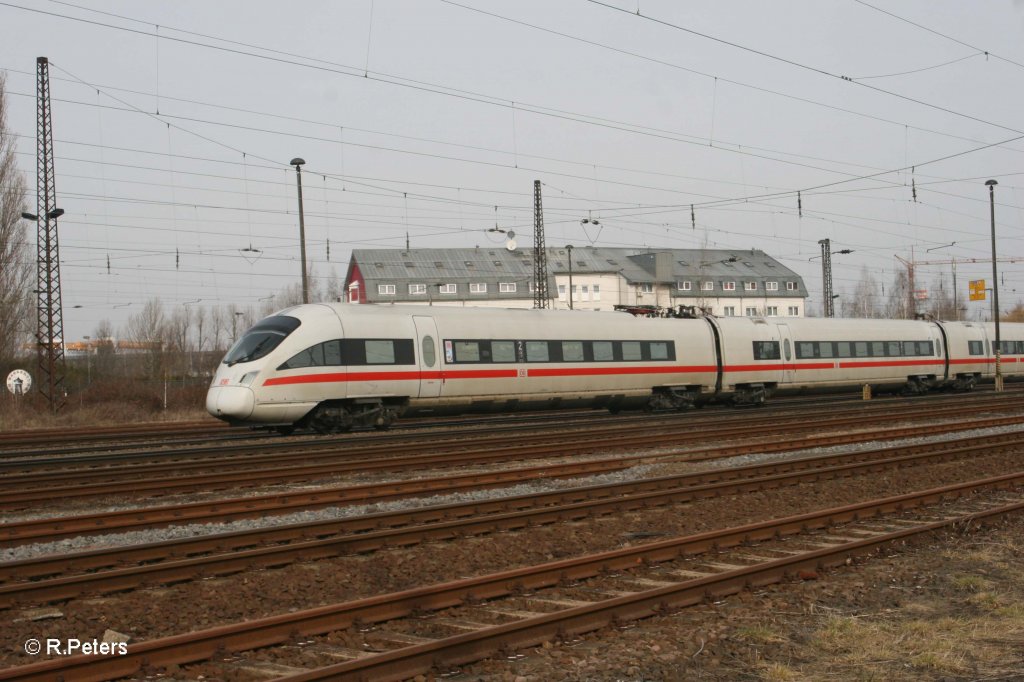 411 063-1 zieht durch Leipzig Schnefeld. 12.03.11