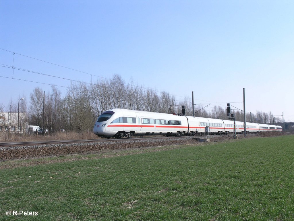 411 072  Bamberg  als ICE 1608 Leipzig - Berlin HBF (Tief) bei Podelwitz. 29.03.11