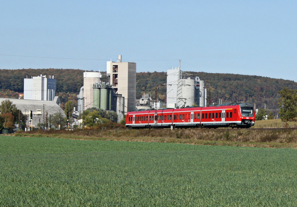 440er als RE nach Wrzburg am 02.10.11 bei Karlstadt