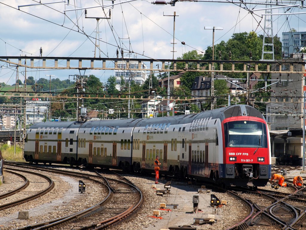 514 001-7 fuhr als S16 am 9.8 in den Bahnhof Schaffhausen ein.