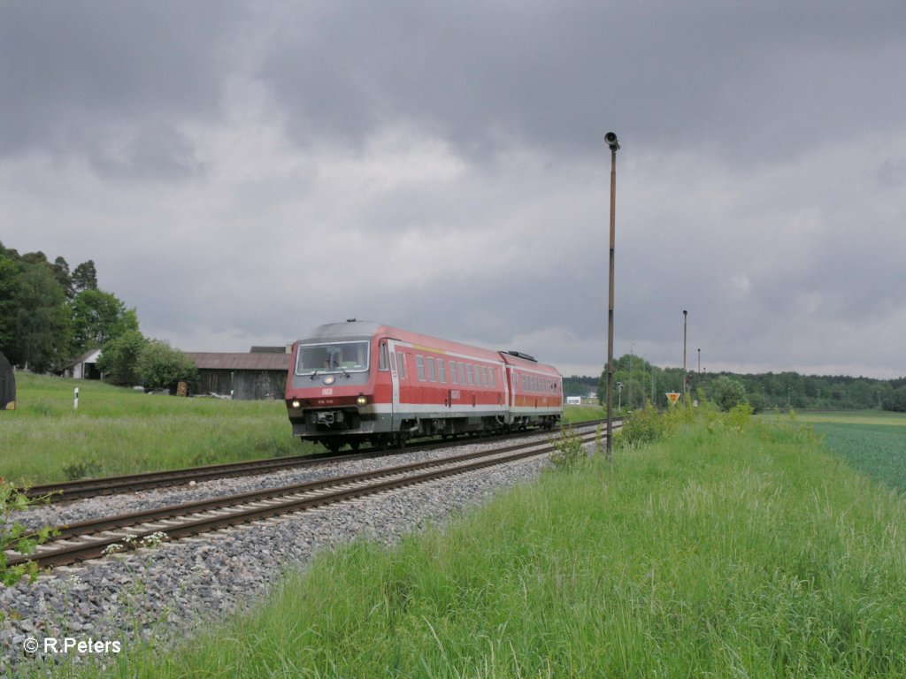 610 509 rollte RE 3551 nach Regensburg bei Richt bei Schweindorf. 26.05.10