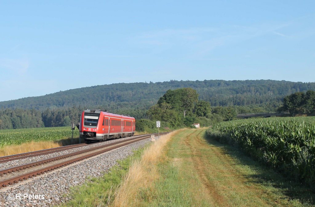 612 584-3 als umgeleiteter Franken-Sachsen-Express IRE 3082 Dresden - Nrnberg bei Oberteich. 01.08.13