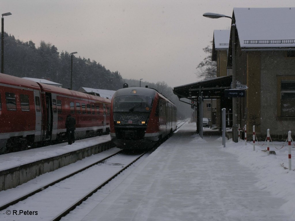 642 063-2 steht in Zeulenroda als RB16462 Gera HBF bereit. 19.12.09