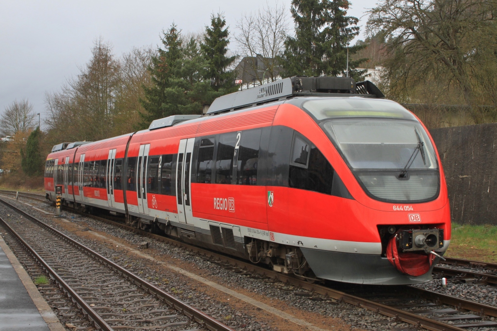 644 054 abgestellt am 04.04.10 in Gerolstein