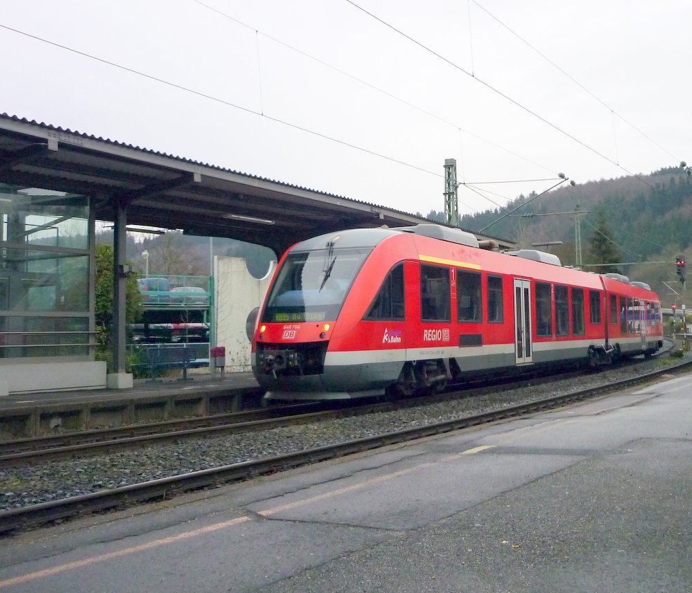 648 704 in Betzdorf als RB 95 nach Au(Sieg)