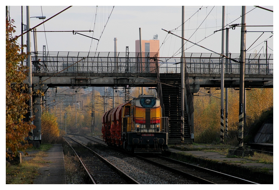 740 705-9 mit ein Schotterzug unterwegs in richtung Bohumin