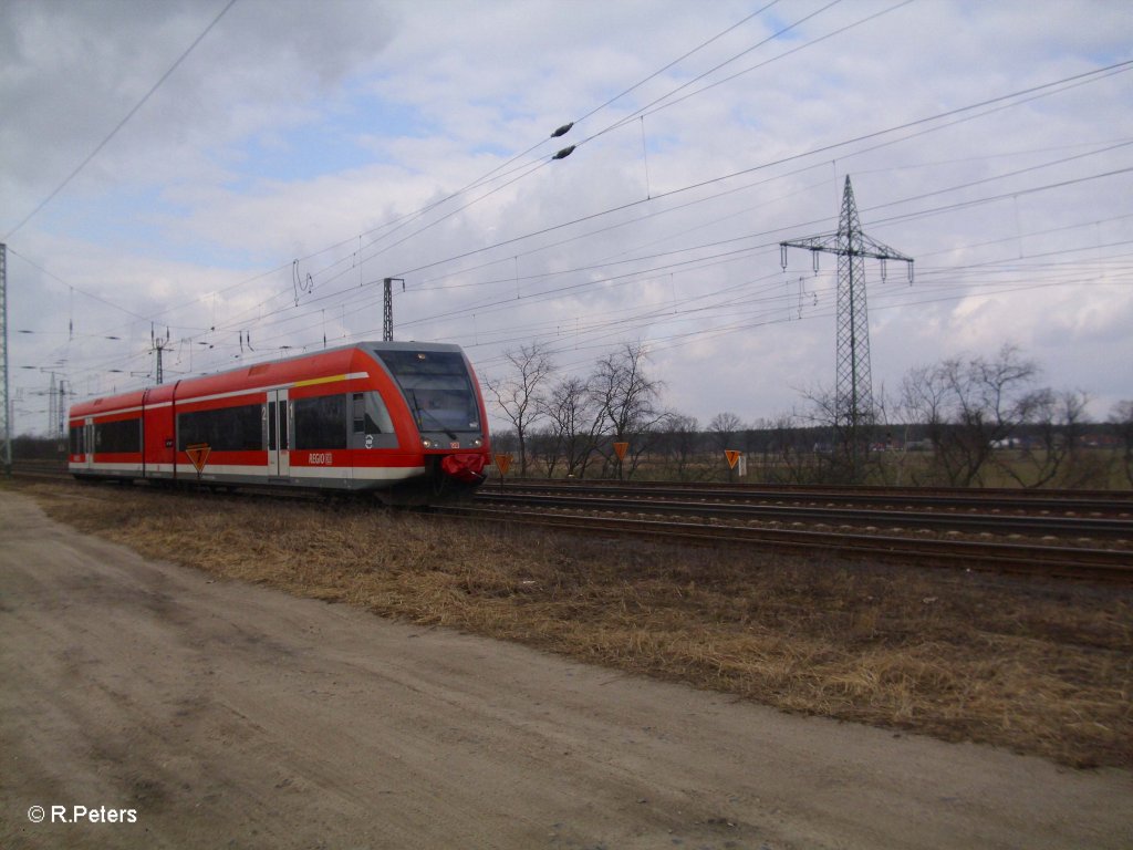 946 009 verlsst Saarmund als RB28812 nach Berlin Schnefeld. 11.03.11