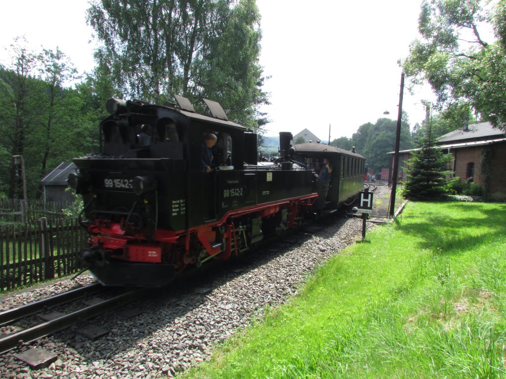 99 1542-2 bei der Ausfahrt aus J�hstadt am 14.Juli.2013