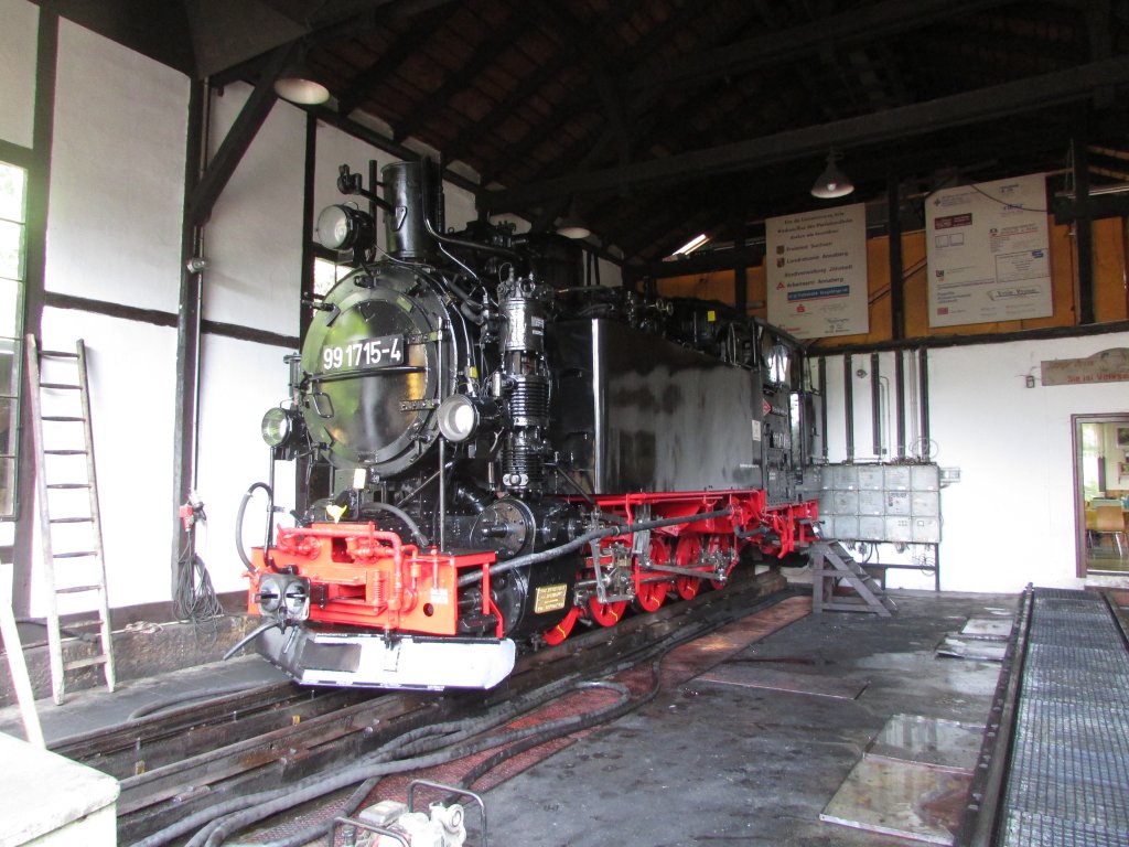 99 1715-4 im Lokschuppen J�hstadt am 13.Juli.2013