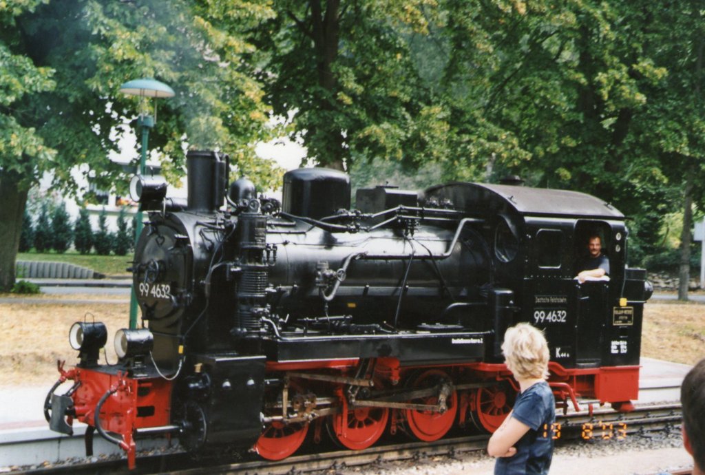 99 4632 wartete am 19.August.2003 auf die Ausfahrt von dem Zug in richtung G�hren um dann umzusetzen(Gescannt)