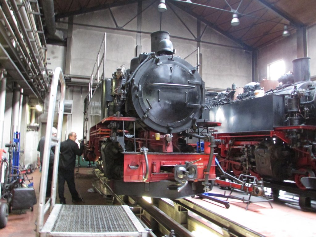 99 786 stand mit Fristablauf im Lokschuppen O&acute;thal am 15.Juli.2013