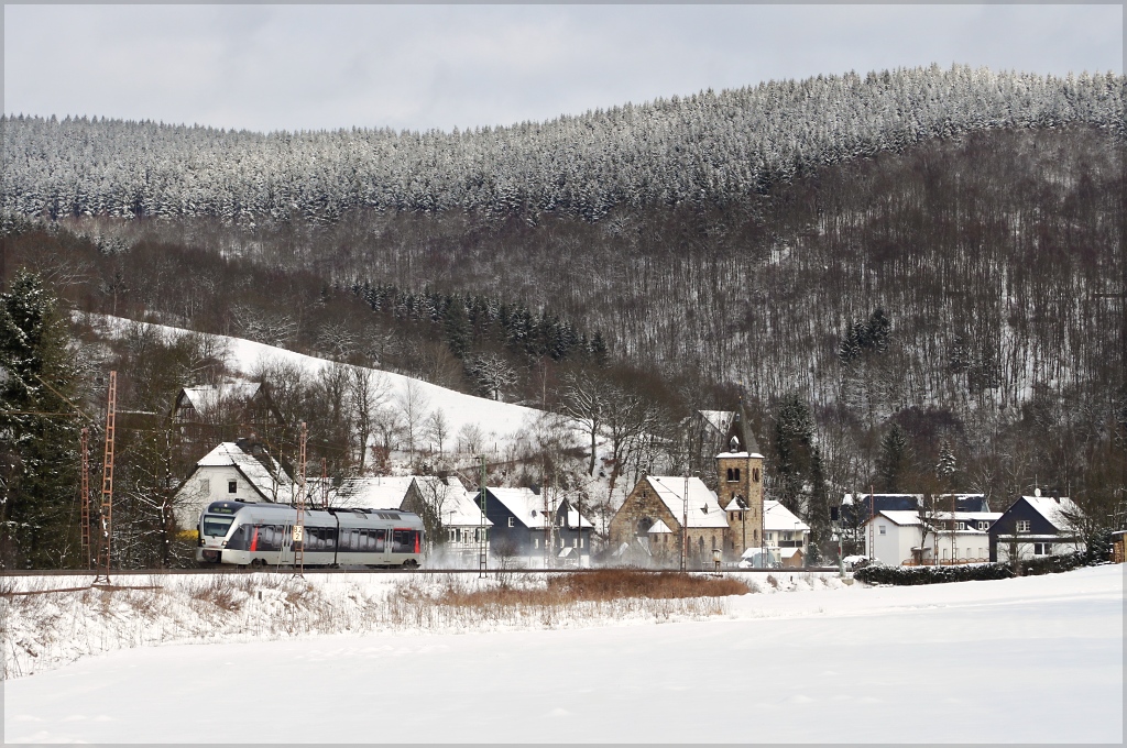 Abellio ET 22004 als RB 91 von Hagen nach Siegen am 07.02.13 in Benolpe