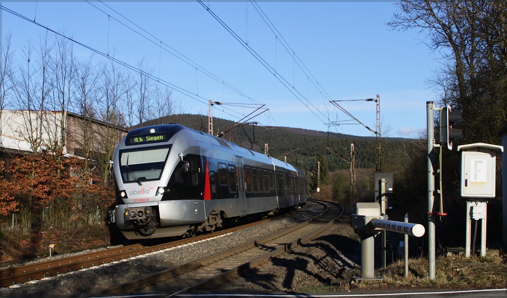 Abellio ET 23001 als RE 16 von Essen nach Siegen in Littfeld